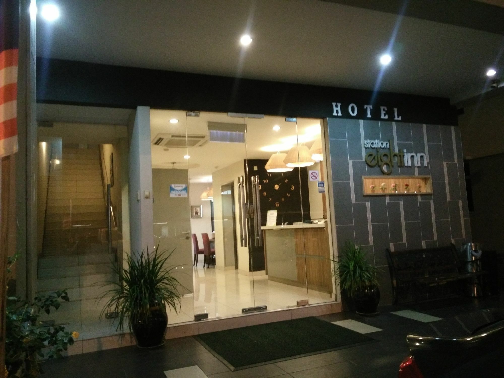 Station Eight Inn Ipoh Buitenkant foto